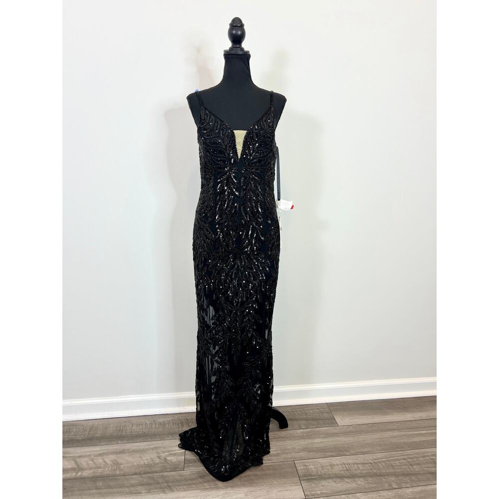 Mac Duggal Embellished Leaf Beaded Gown Black Size 6 - Picture 2 of 10